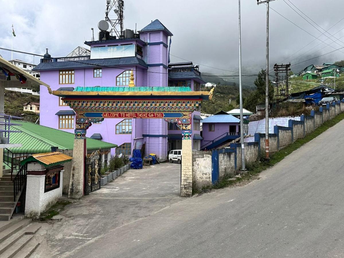 Hotel Tashi Ga Tsel Tawang Dış mekan fotoğraf