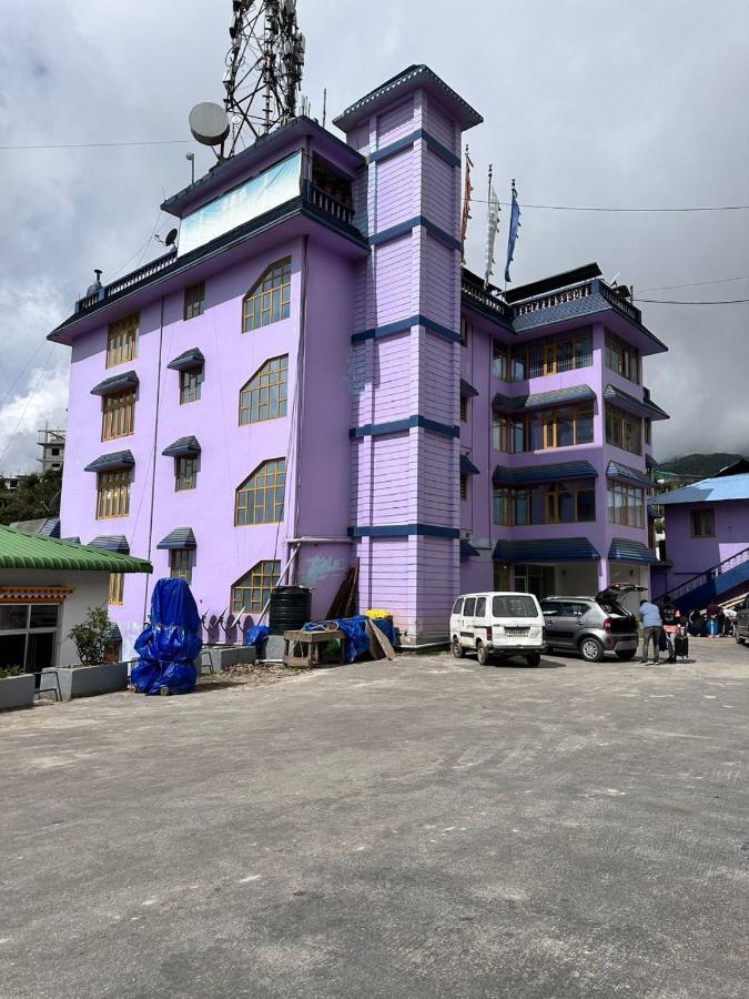 Hotel Tashi Ga Tsel Tawang Dış mekan fotoğraf
